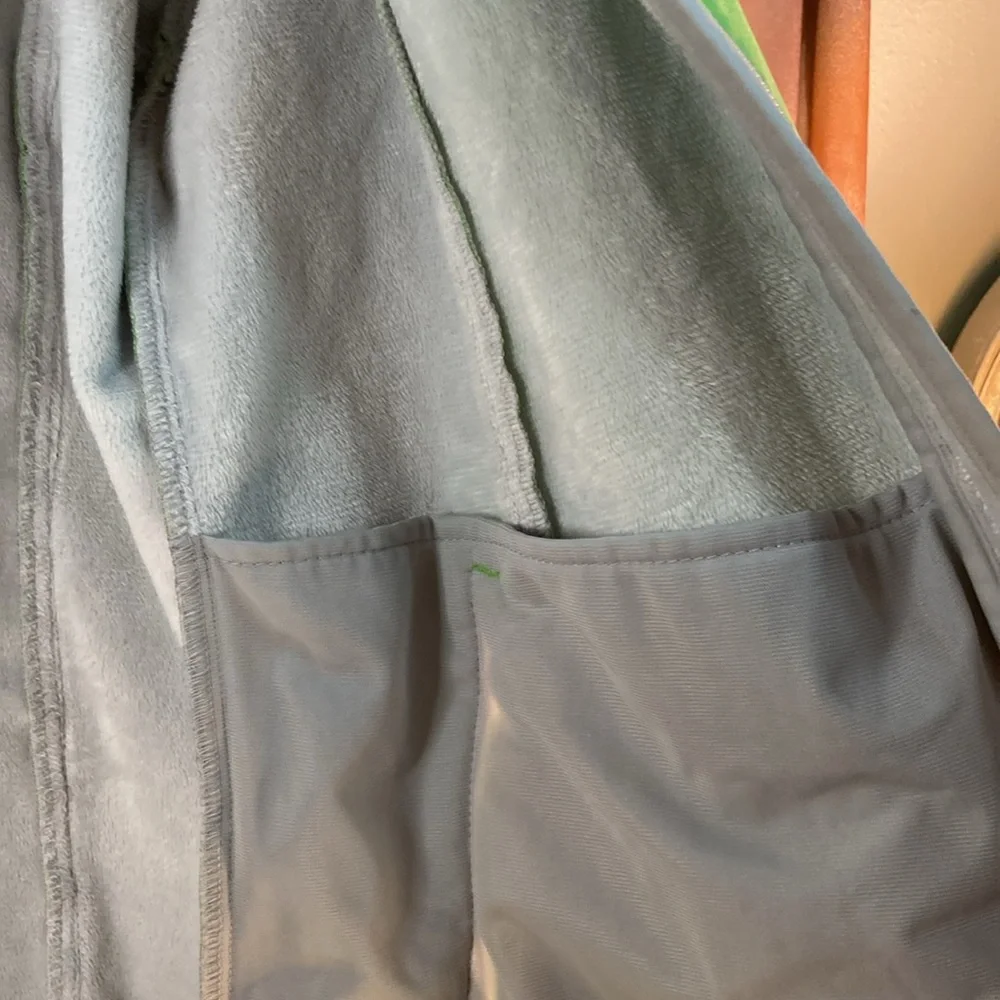 Vintage black diamond lime green athletic lined‎ jacket with hood. 40” chest L